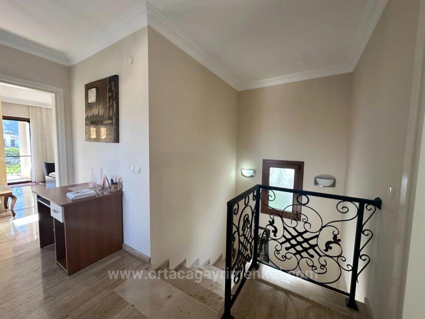 4+1 Villa Zum Verkauf Auf Einem 500 M² Großen Grundstück In Der Nähe Des Zentrums Von Dalyan