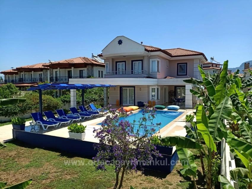 4+1 Villa Zum Verkauf In Dalyan Gülpınar, 573M2