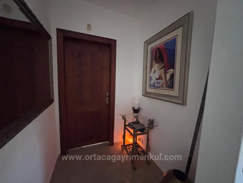 Eckgrundstück Mit 980 M² Und 5+1 Zimmern In Dalyan, Maraş, Zu Verkaufen.