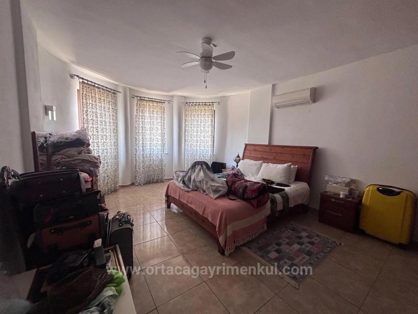 5+1 Villa Zum Verkauf Auf Einem 980 M² Großen Grundstück An Der Ecke In Dalyan Maraş