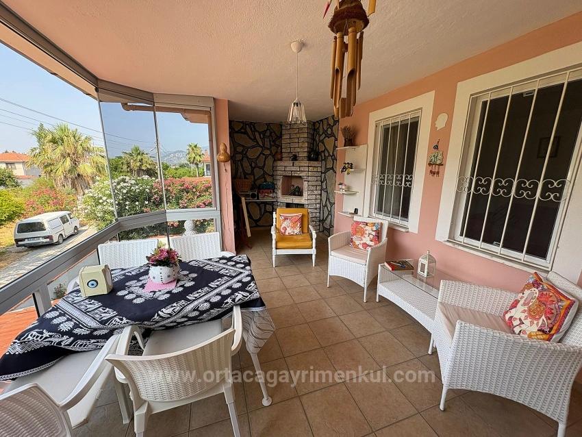 Zweistöckiges Haus Auf Einem 514 M² Großen Grundstück In Okçular Zu Verkaufen.