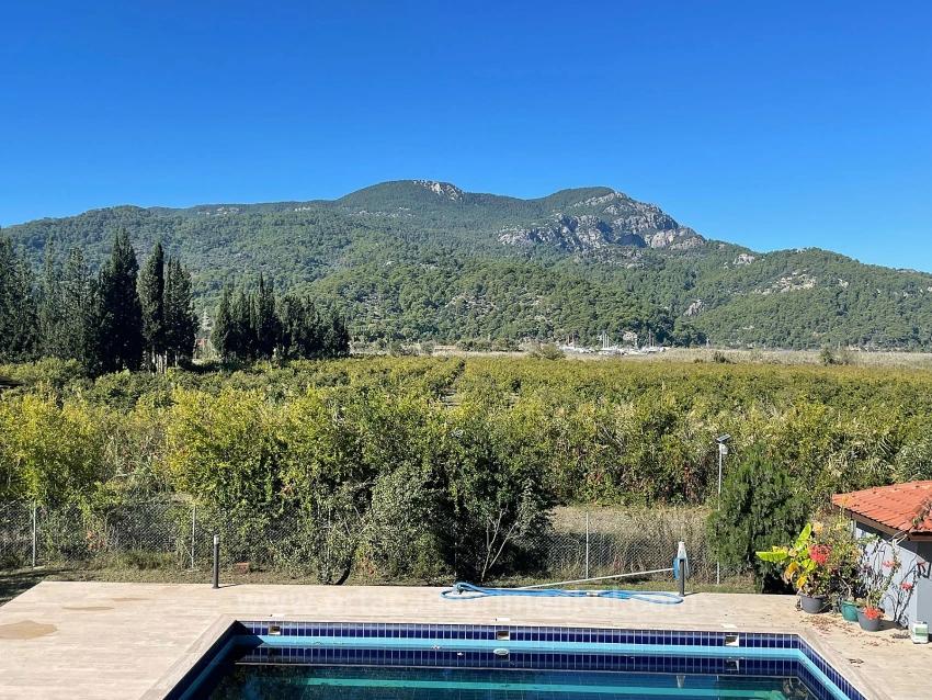 4+2 Villa Zum Verkauf Auf Einem 6000 M² Großen Grundstück In Dalyan Gülpınar