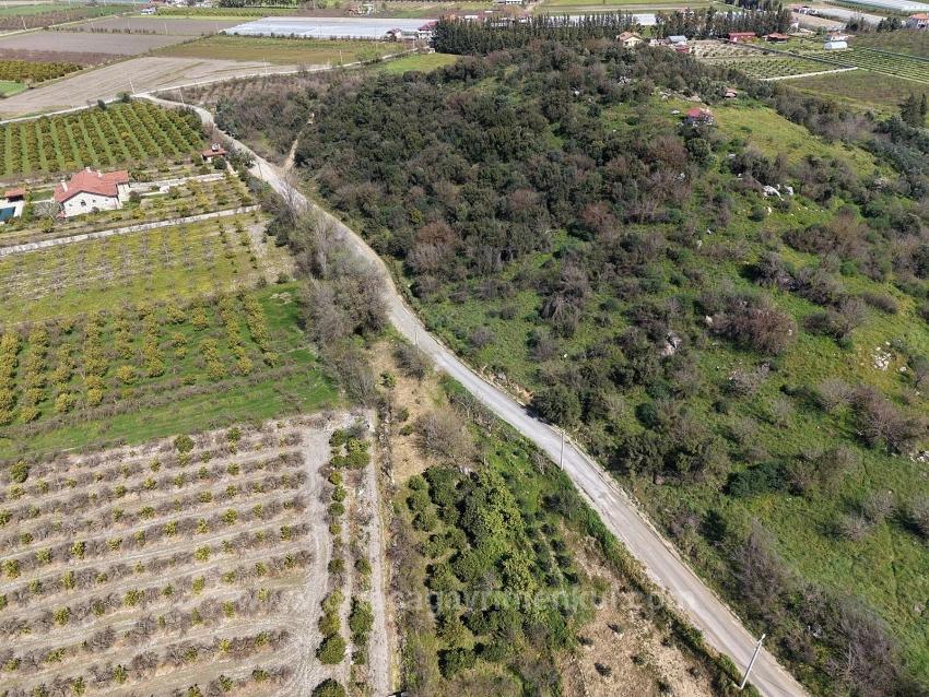 16.710 M² Granatapfelgarten Zum Verkauf Mit Seeblick In Eskiköy