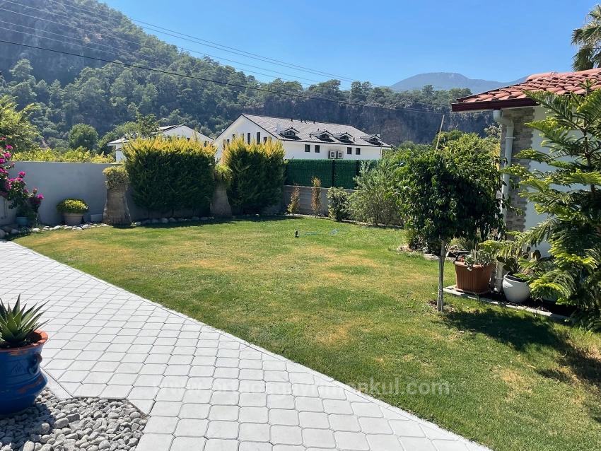 4+1 Villa Zum Verkauf Auf Einem 720 M² Großen Grundstück In Dalyan Gülpınar