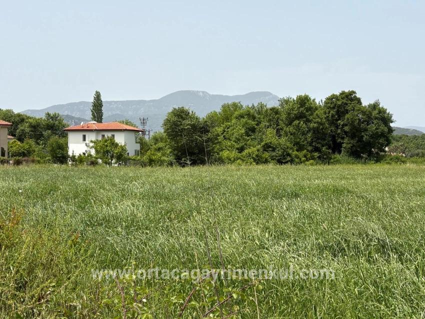 Land Zu Verkaufen in Okçular Bz. Ortaca - Gehäuse-Zonierung - 2.100 m²