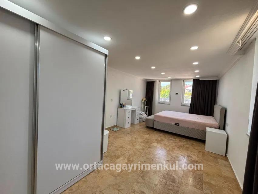 4+1-Zimmer Villa Zu Verkaufen in Dalyan Bz. Ortaca - 500 m²
