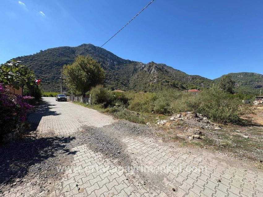 Land Zu Verkaufen in Mergenli Bz. Ortaca - Gehäuse-Zonierung - 998 m²