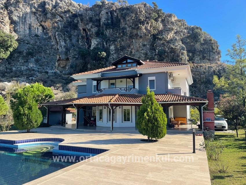 5+2-Zimmer Villa Zu Verkaufen in Dalyan Bz. Ortaca - 6.000 m²