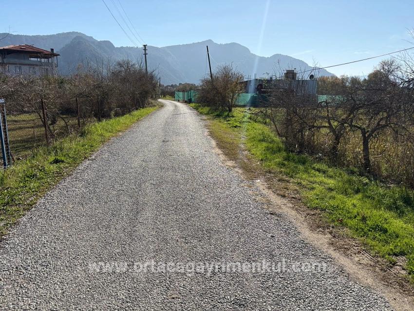 Feld Zu Verkaufen in Dalyan Bz. Ortaca - Feld-Zonierung - 4.541 m²