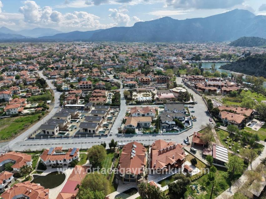 Land Zu Verkaufen in Dalyan Bz. Ortaca - Tourismus-Zonierung - 2.600 m²