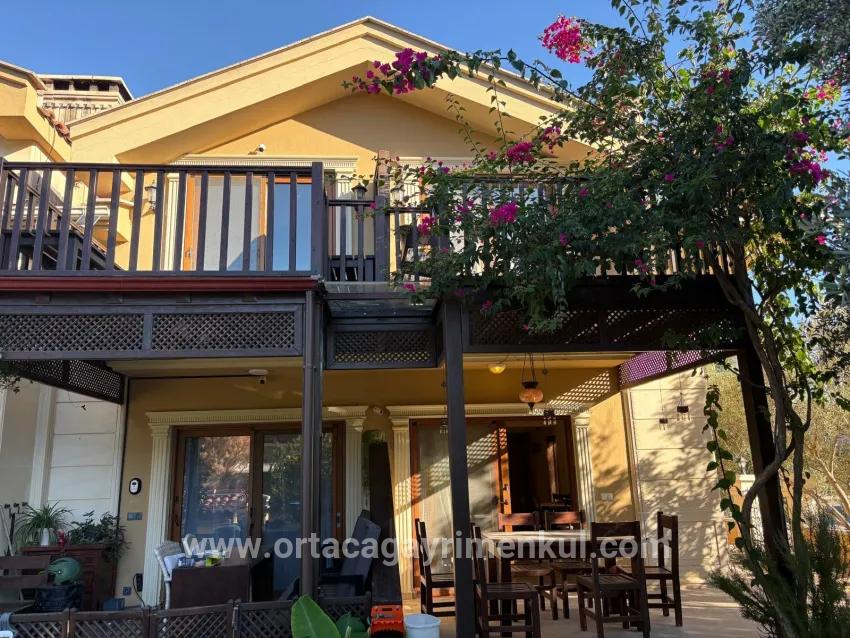 4+2 Bedroom Villa For Sale in Dalyan Nbh. Ortaca - 200 m²
