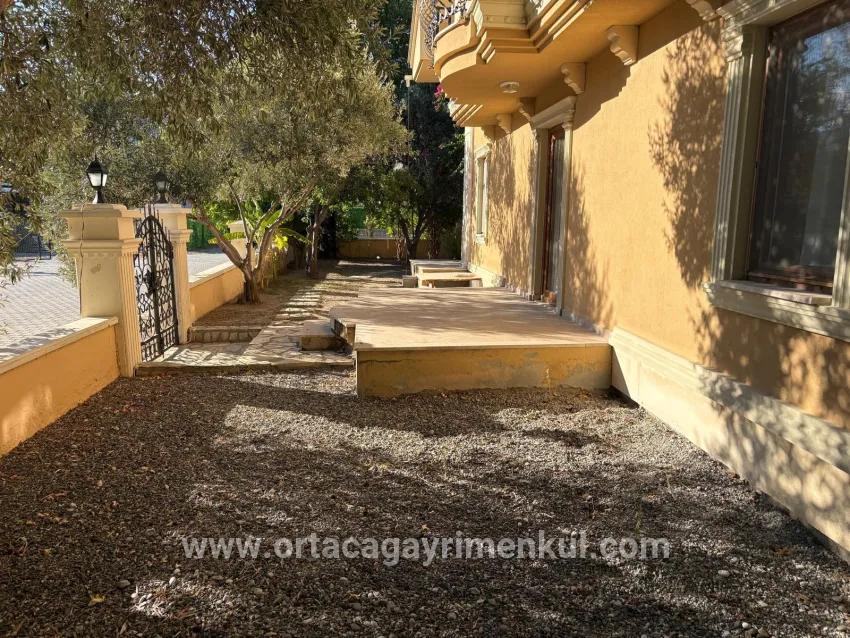 4+2 Bedroom Villa For Sale in Dalyan Nbh. Ortaca - 200 m²