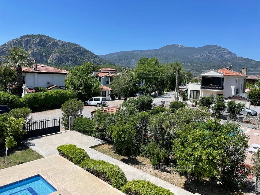 Вилла 4+1 На Продажу На Участке 579М2 В Дальян Гюльпынар