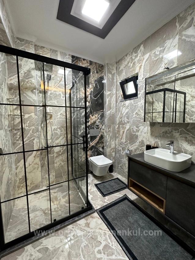 Вилла 4+1 На Продажу В Эскикёе, Расположенная На Участке Площадью 14 136 М2