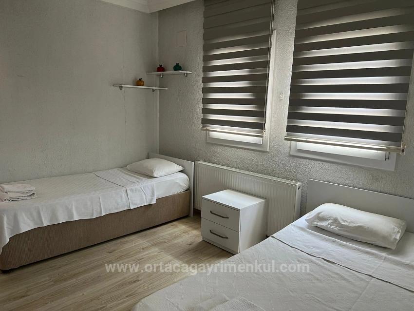 Угловой Участок, 600 М2, Вилла 3+1, Продается В Дальяне.