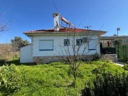 Продается Одноэтажный Дом С 2 Спальнями И 1 Ванной Комнатой На Участке 459 М2 В Окчуларе.