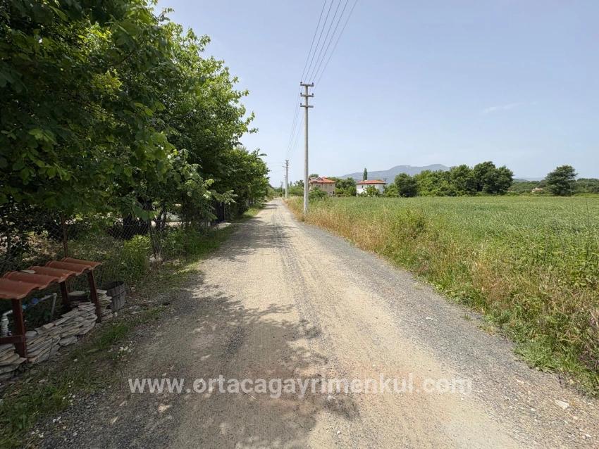 Для Продажи Сюжет в Okçular Ortaca - Под Жилье застройку - 2.100 m²