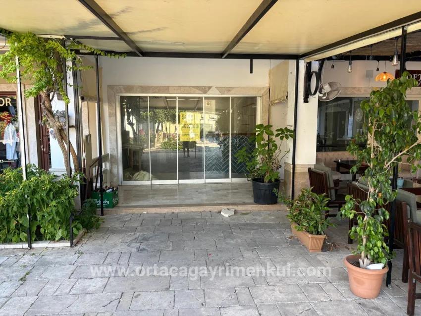 Для Продажи Магазин И Магазин в Dalyan Ortaca - 45 m²