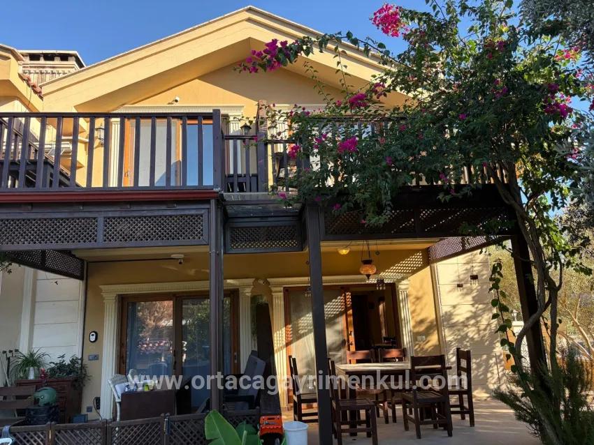 Для Продажи Вилла 4+2 в Dalyan Ortaca - 200 m²