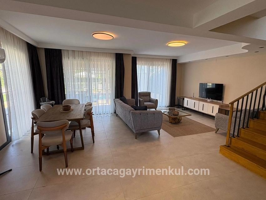 Для Продажи Vip-вилла 4+1 в Dalyan Ortaca - 306 m²