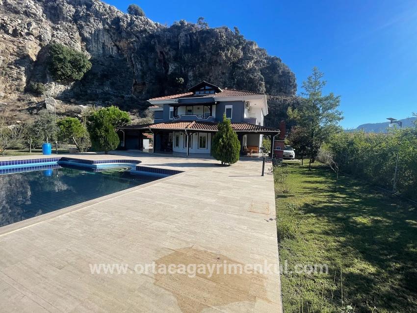 Для Продажи Вилла 5+2 в Dalyan Ortaca - 6.000 m²