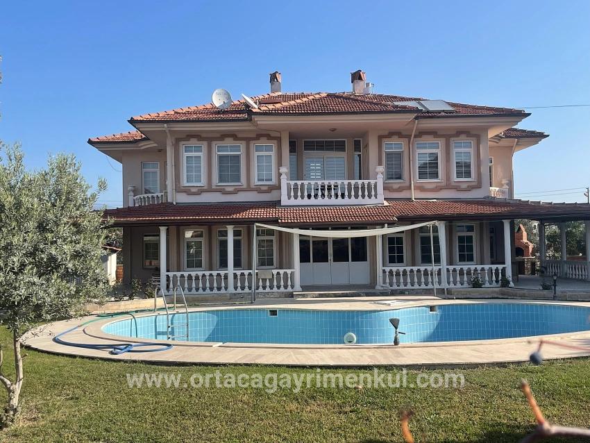 Для Продажи Вилла 4+1 в Dalyan Ortaca - 1.000 m²