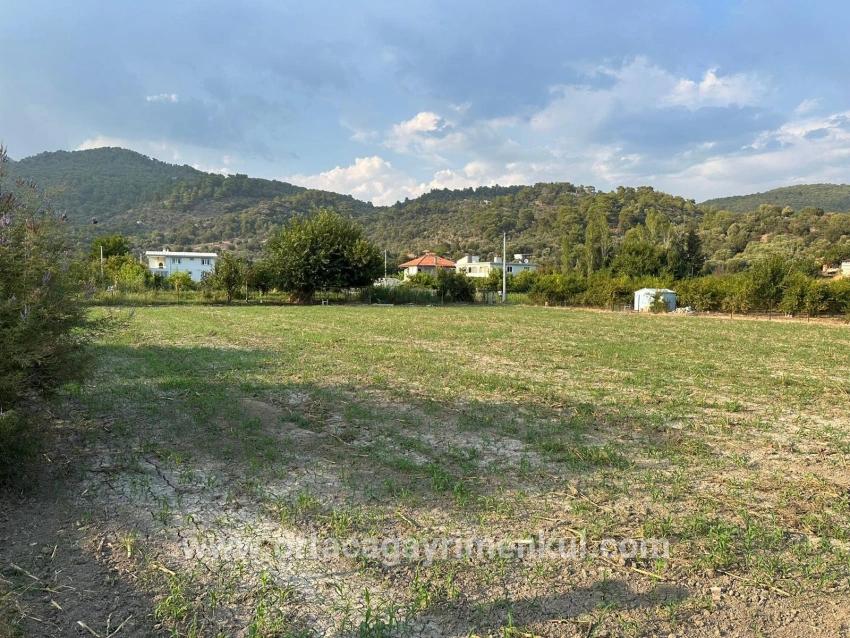 Для Продажи Поле в Çandır Köyceğiz - Под Жилье застройку - 1.150 m²