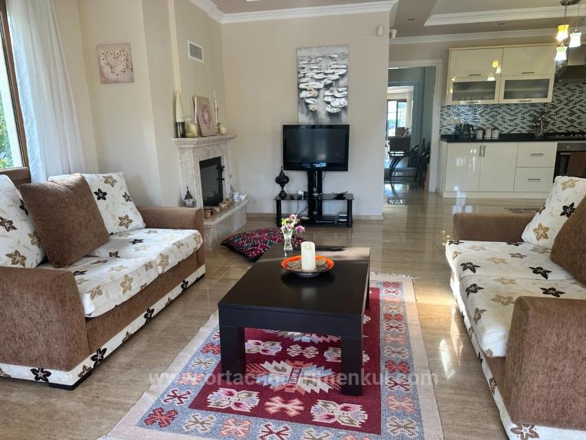 Dalyan Merkeze Yakın 500M2 Arsa İçerisinde 4+1 Satılık Villa