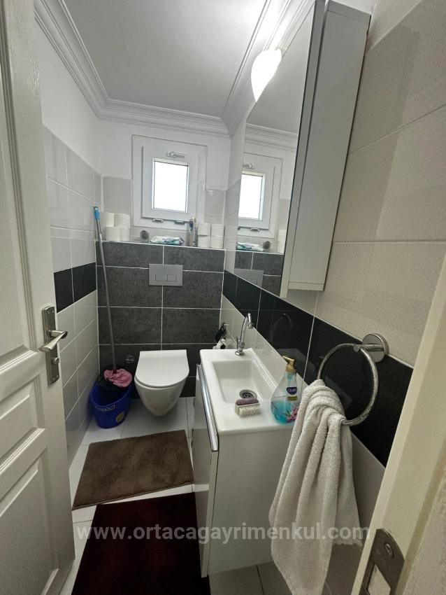 Okçular'da 459M2 Arsa İçerisinde 2+1 Satılık Tek Katlı Ev