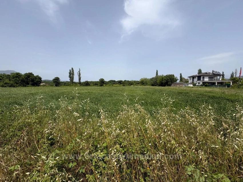 Okçular Marmarlı'da 2390M2 Satılık Arsa