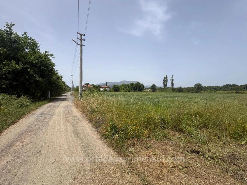 Okçular Marmarlı'da 2390M2 Satılık Arsa