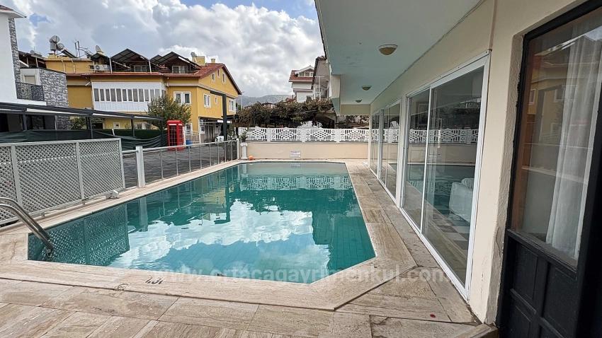 Dalyan'da 30 Odalı Kanala Yakın Satılık Otel