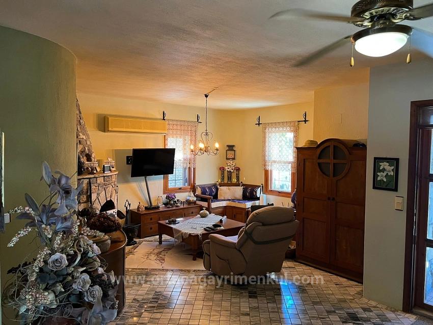 Dalyan Gülpınar'da 580M2 Arsa İçerisinde Satılık Taş Villa