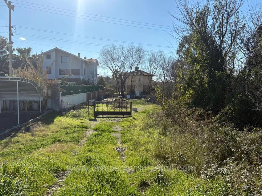 Dalyan'da 550M2 %15+30 İmarlı Satılık Arsa