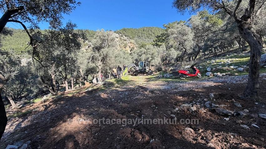 Çandır'da Full Deniz Manzaralı 5715M2 Satılık 2B Tarla