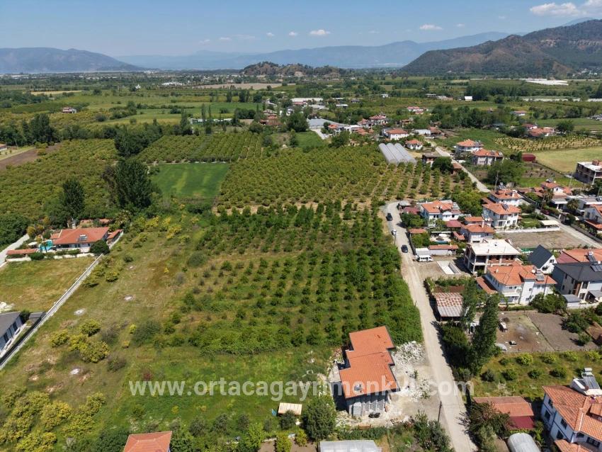 Ortaca Okçular Mah. Satılık Arsa - Konut İmar Durumlu - 1.050 m²