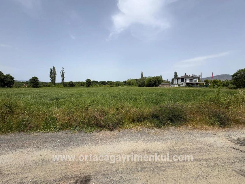 Ortaca Okçular Mah. Satılık Arsa - Konut İmar Durumlu - 2.100 m²