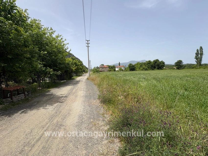 Ortaca Okçular Mah. Satılık Arsa - Konut İmar Durumlu - 2.390 m²