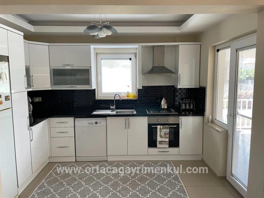Ortaca Dalyan Mah. Satılık 4+1 Villa - 579 m²