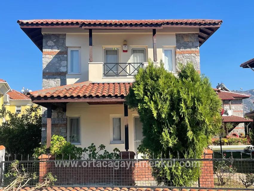 Ortaca Dalyan Mah. Satılık 3+1 Villa - 345 m²