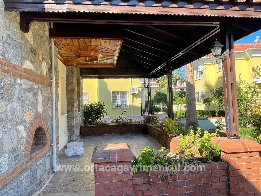 Ortaca Dalyan Mah. Satılık 3+1 Villa - 345 m²