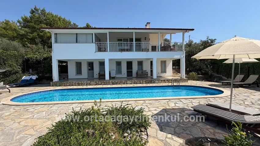 Ortaca Gökbel Mah. Satılık 4+1 Villa - 992 m²
