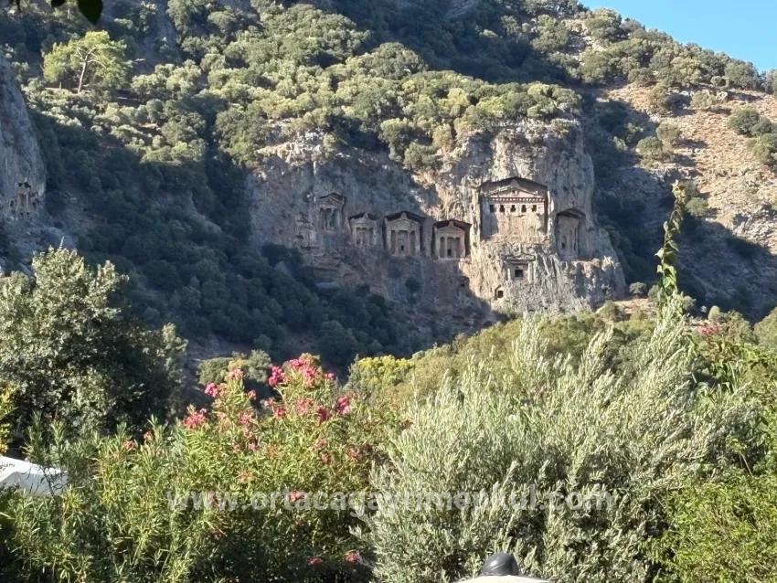 Ortaca Dalyan Mah. Satılık 4+2 Villa - 200 m²