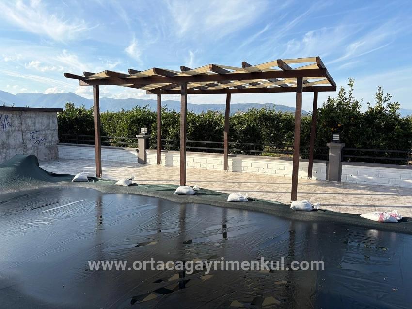 Ortaca Eskiköy Mah. Satılık 4+1 Villa - 14.136 m²