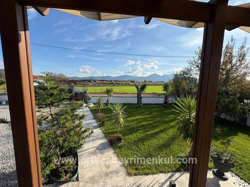 Ortaca Eskiköy Mah. Satılık 4+1 Villa - 14.136 m²