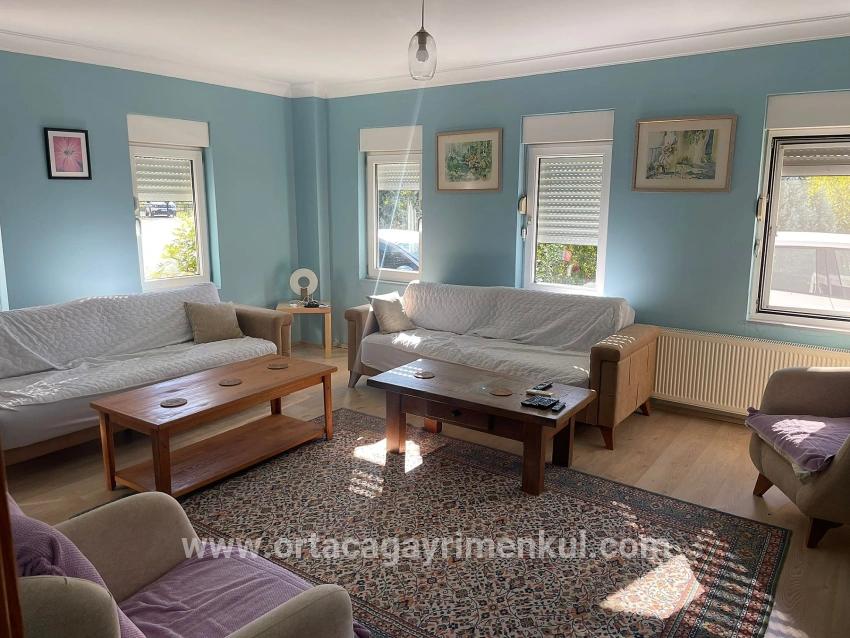 Ortaca Dalyan Mah. Satılık 5+2 Villa - 6.000 m²