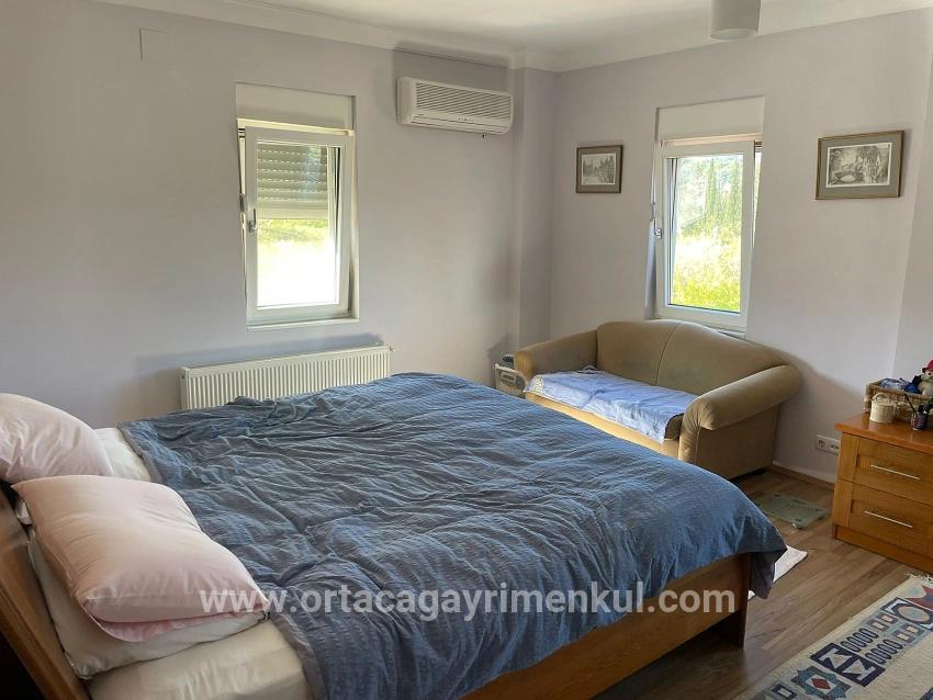 Ortaca Dalyan Mah. Satılık 5+2 Villa - 6.000 m²
