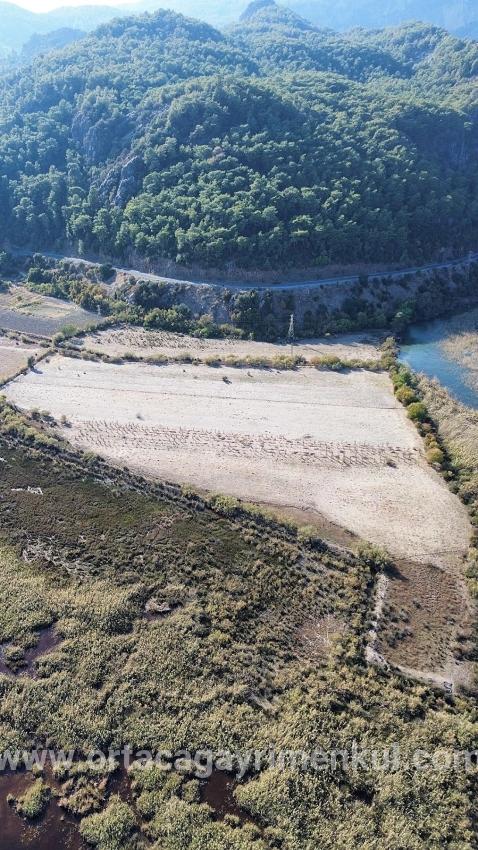 Köyceğiz Sultaniye Mah. Satılık Tarla - Tarla İmar Durumlu - 3.210 m²