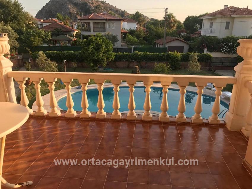 Ortaca Dalyan Mah. Satılık 4+1 Villa - 1.000 m²