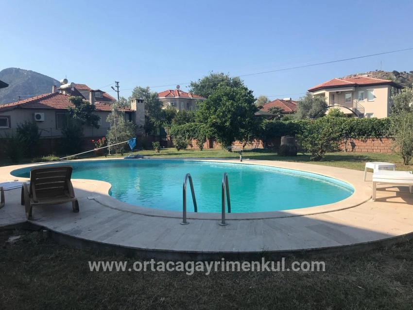 Ortaca Dalyan Mah. Satılık 4+1 Villa - 1.000 m²